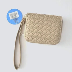 Woven Wristlet Zip up Card Holder